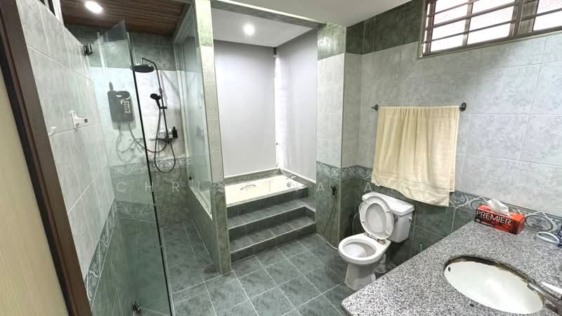 Semi-Detached House for Sale in Taman Perling (Perling) - Christina Ang - Bathroom - PropertyGuru.com.my