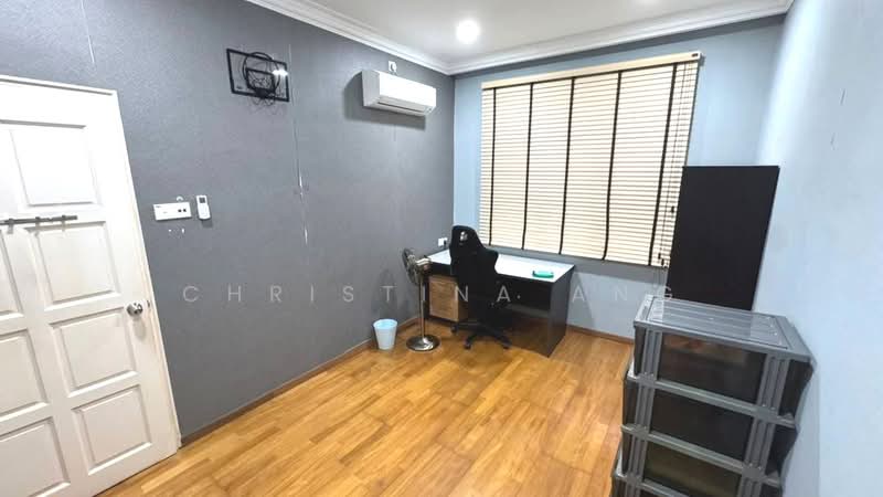 Semi-Detached House for Sale in Taman Perling (Perling) - Christina Ang - Study - PropertyGuru.com.my
