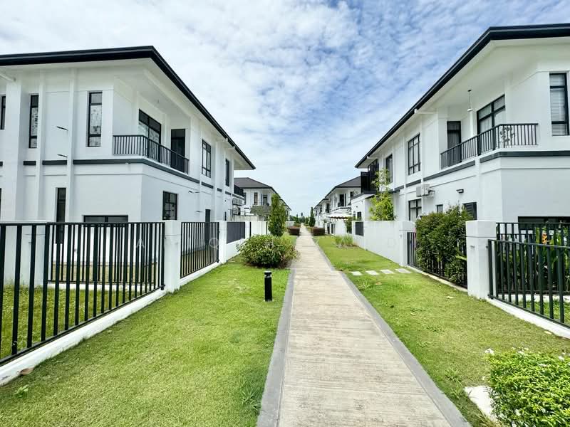 Rumah Berkembar untuk Dijual di Eco Grandeur (Puncak Alam) - Afiqah zaidi - Exterior - PropertyGuru.com.my