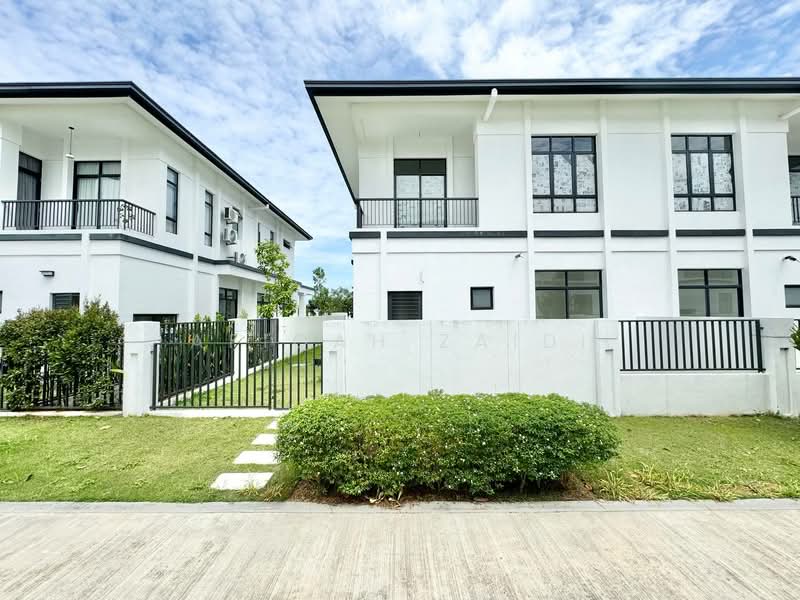 Rumah Berkembar untuk Dijual di Eco Grandeur (Puncak Alam) - Afiqah zaidi - PropertyGuru.com.my