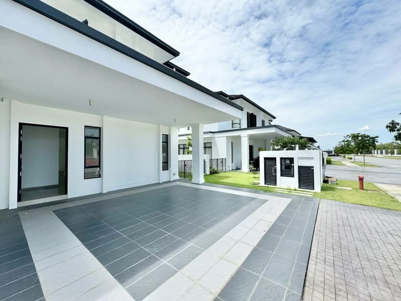 Rumah Berkembar untuk Dijual di Eco Grandeur (Puncak Alam) - Afiqah zaidi - Exterior - PropertyGuru.com.my