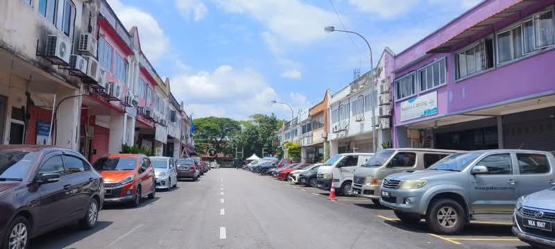 Shop for Sale in Kajang (Selangor) - Rachel Lee - Exterior - PropertyGuru.com.my