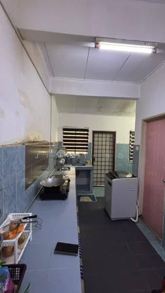 2-storey Terraced House for Sale in Bandar Tun Hussein Onn (Cheras) - Jimmy Ng - Kitchen - PropertyGuru.com.my