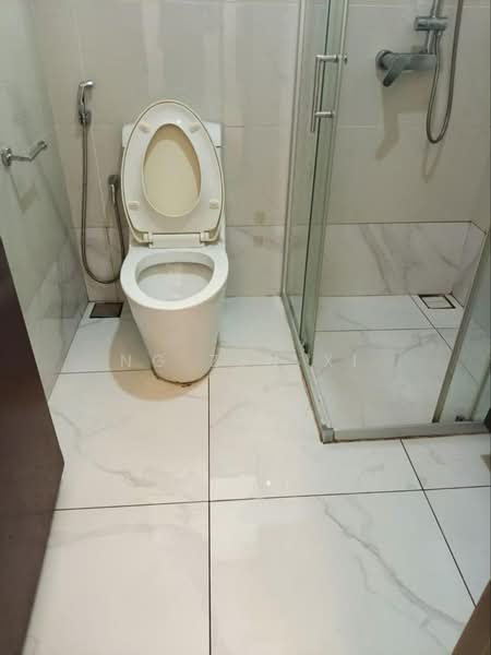 Condominium for Rent at Lovell @ Country Garden Danga Bay - NG ZEN XI - Bathroom - PropertyGuru.com.my