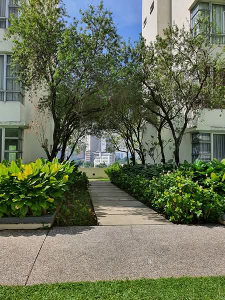 Kondominium untuk Dijual di The Tamarind - Mr Jeff Low - Exterior - PropertyGuru.com.my