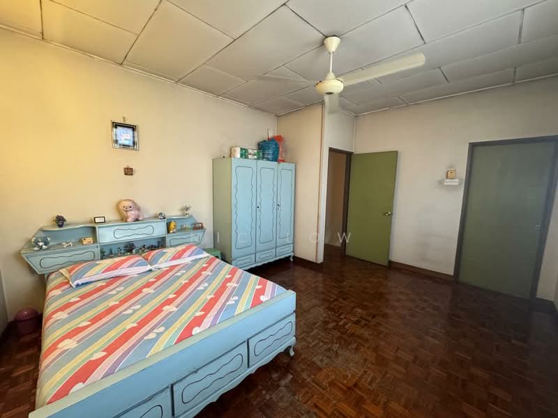 Rumah Teres 2-Tingkat untuk Dijual di Taman Bukit Maluri (Kepong) - Nic Low - Bedroom - PropertyGuru.com.my