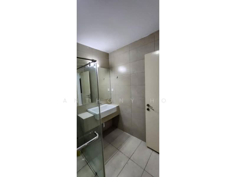 Kediaman Servis untuk Dijual di Medalla @ Oasis Corporate Park - Anthony Ho - Bathroom - PropertyGuru.com.my