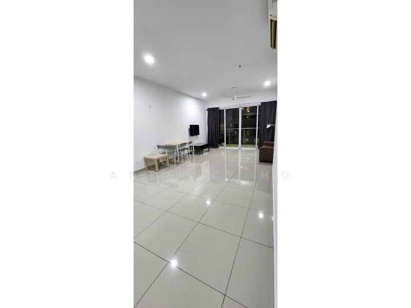 Kediaman Servis untuk Dijual di Medalla @ Oasis Corporate Park - Anthony Ho - Living Room - PropertyGuru.com.my