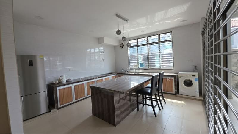 Rumah Kluster untuk Dijual di Taman Sutera Utama (Skudai) - Siow Yan Er - Kitchen - PropertyGuru.com.my