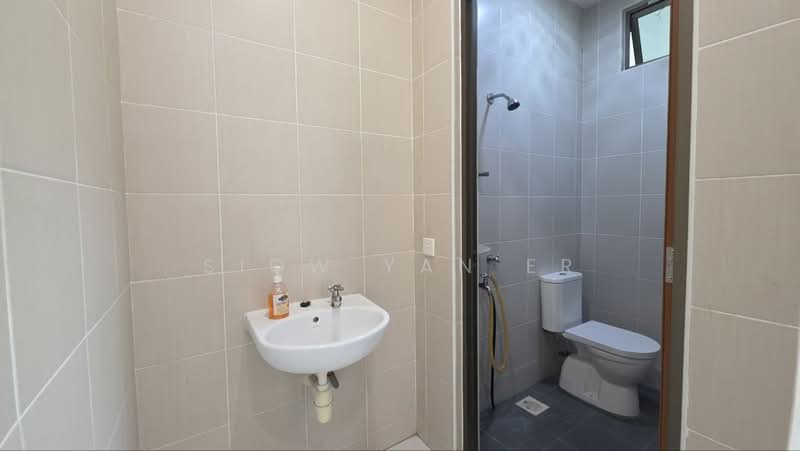 Rumah Kluster untuk Dijual di Taman Sutera Utama (Skudai) - Siow Yan Er - Bathroom - PropertyGuru.com.my