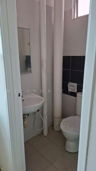 Apartment for Sale at Idaman Iris - Melinda Chew - Bathroom - PropertyGuru.com.my