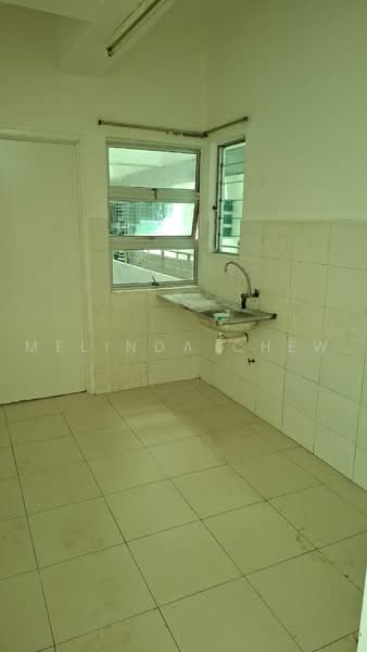 Apartment for Sale at Idaman Iris - Melinda Chew - Kitchen - PropertyGuru.com.my
