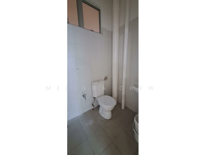 Apartment for Sale at Idaman Iris - Melinda Chew - Bathroom - PropertyGuru.com.my