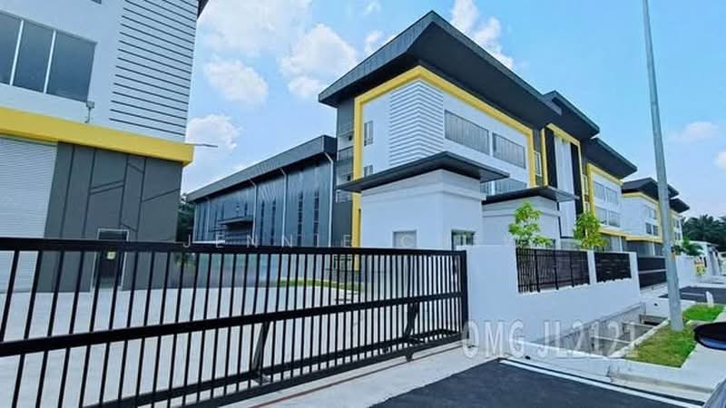 Semi-D Factory for Rent in Kampung Teluk Mengkuang (Telok Panglima Garang) - Jennie Chew - Exterior - PropertyGuru.com.my