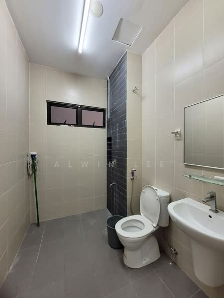 2-storey Terraced House for Sale in Bandar Bukit Raja (Klang) - Alwin Lee - Bathroom - PropertyGuru.com.my