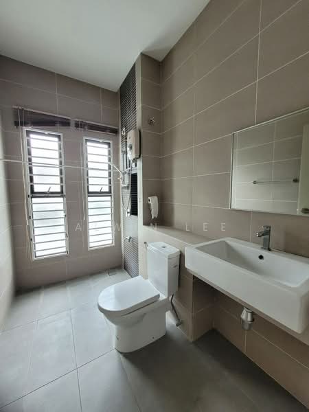 2-storey Terraced House for Sale in Bandar Bukit Raja (Klang) - Alwin Lee - Bathroom - PropertyGuru.com.my