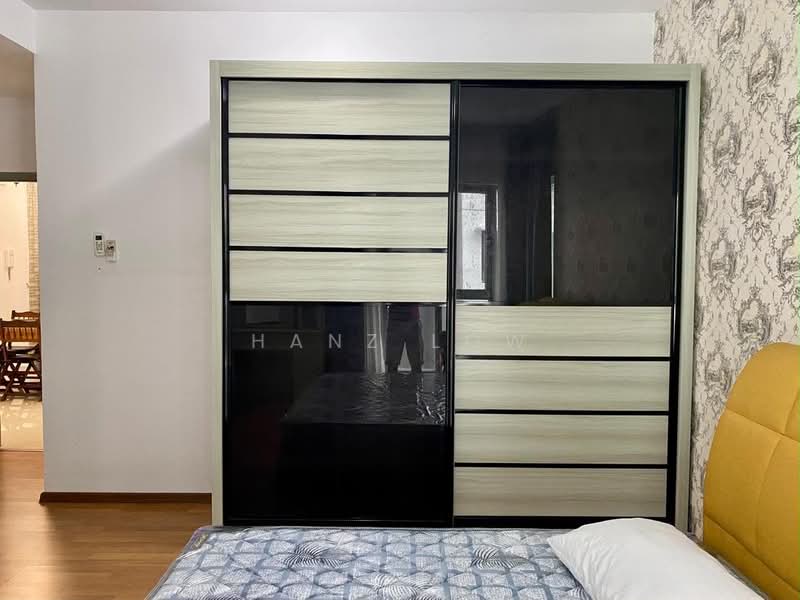 Service Residence for Rent at Greenz (Residensi Flora) @ One South - Hanz Low - Bedroom - PropertyGuru.com.my