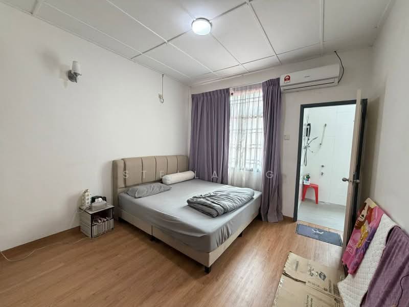 Rumah Teres 2-Tingkat untuk Dijual di Taman Impian Emas (Skudai) - Stella Ng - Bedroom - PropertyGuru.com.my