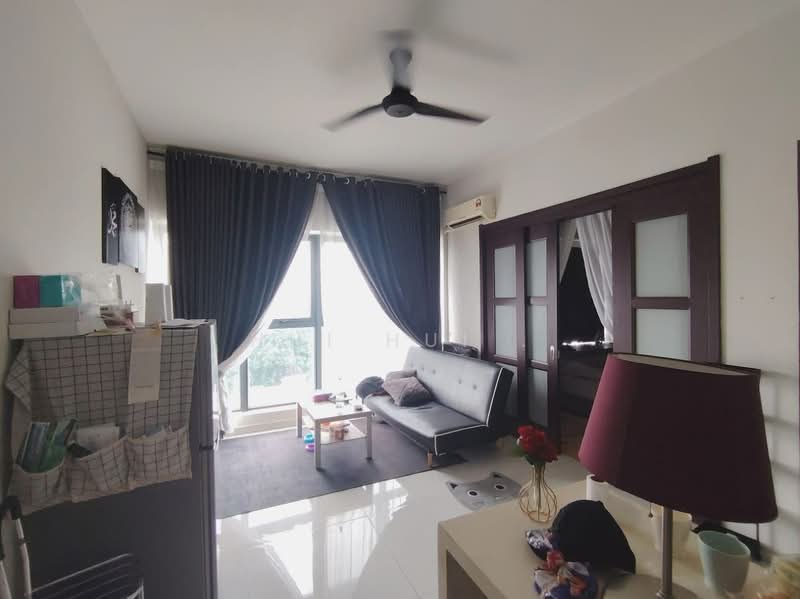 Condominium for Rent at Bay Point @ Country Garden Danga Bay - Hui Hui . - Living Room - PropertyGuru.com.my