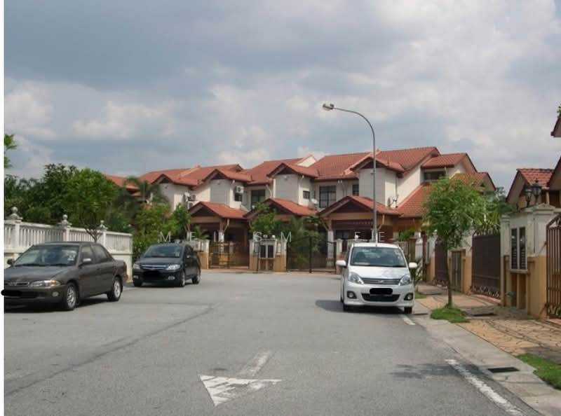 Rumah Teres untuk Dijual di Alam Damai (Cheras) - Mei SM Lee - Damai Puspa, Cheras Exterior - PropertyGuru.com.my