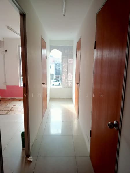 Shop for Rent in Desa Setapak (Wangsa Maju) - Vincent Lee - Corridor - PropertyGuru.com.my