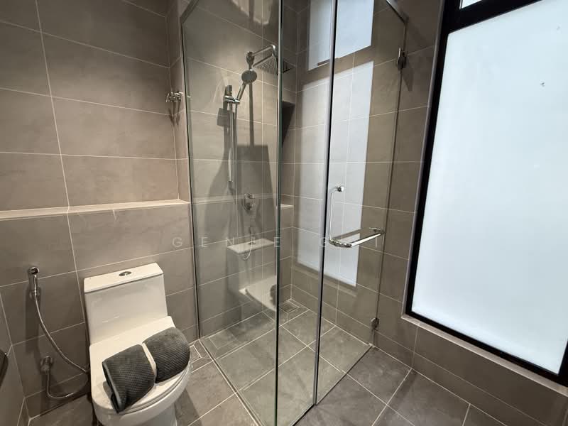 Semi-Detached House for Sale in Bandar Bukit Puchong 2 (Puchong) - Ginie Gui - Bathroom - PropertyGuru.com.my