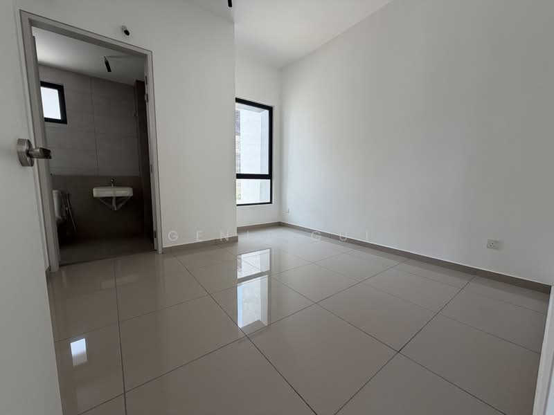 2-storey Terraced House for Sale in Saujana Puchong (Puchong) - Ginie Gui - Bedroom - PropertyGuru.com.my