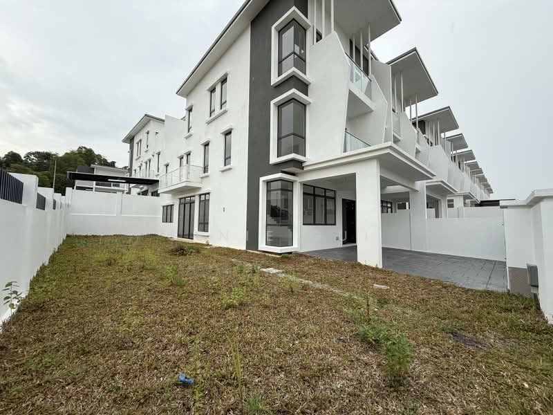 Rumah Kluster untuk Dijual di Abadi Heights (Puchong) - Ginie Gui - Extra Land - PropertyGuru.com.my