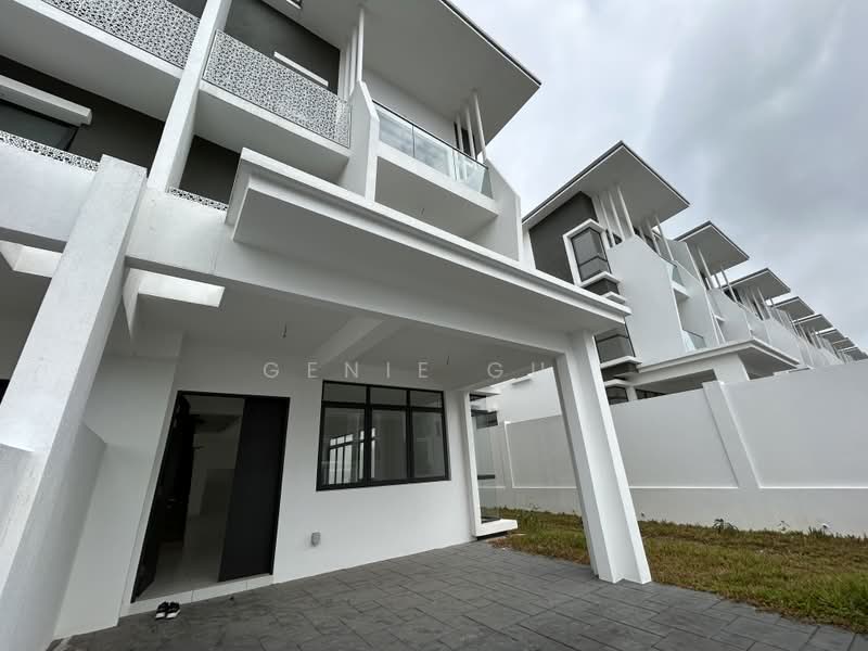 Rumah Kluster untuk Dijual di Abadi Heights (Puchong) - Ginie Gui - Exterior - PropertyGuru.com.my