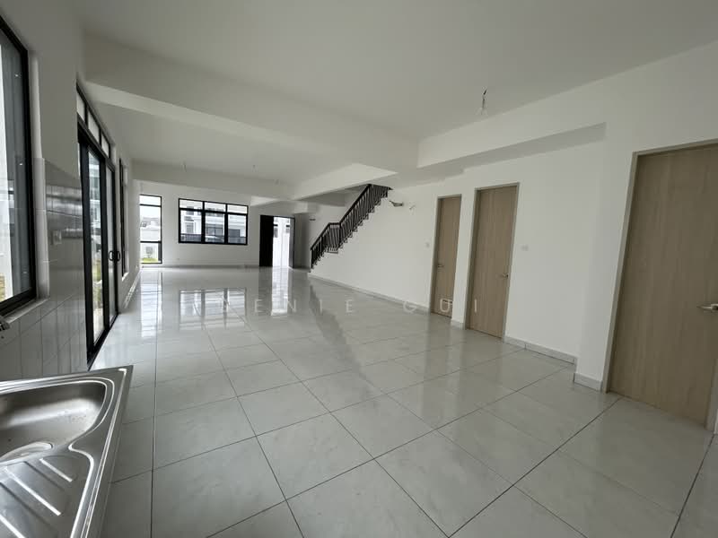 Rumah Kluster untuk Dijual di Abadi Heights (Puchong) - Ginie Gui - Living Room - PropertyGuru.com.my