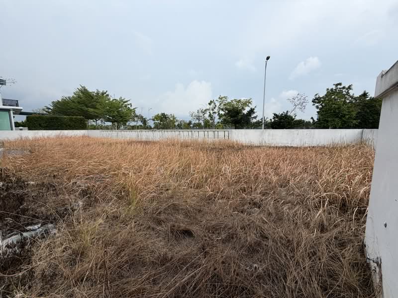 Semi-Detached House for Sale in D'Island (Puchong) - Ginie Gui - Extra Land - PropertyGuru.com.my
