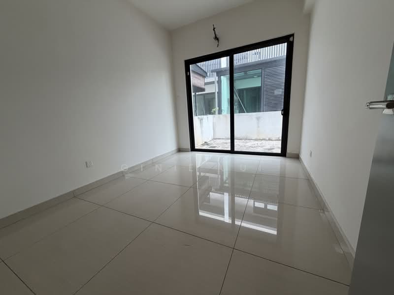 Semi-Detached House for Sale in D'Island (Puchong) - Ginie Gui - Guest Room - PropertyGuru.com.my