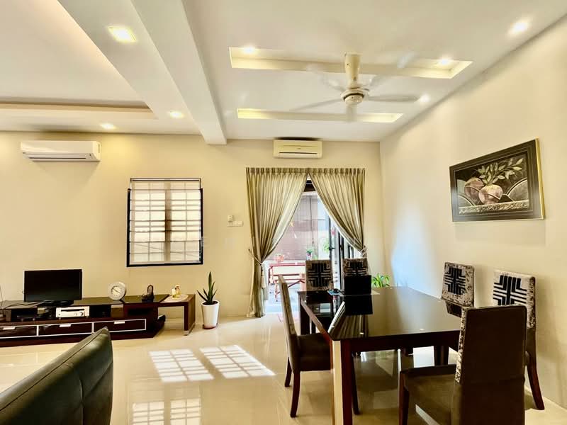 Semi-Detached House for Sale in Bandar Nusaputra (Puchong) - Ginie Gui - Living Room - PropertyGuru.com.my
