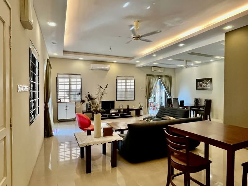 Semi-Detached House for Sale in Bandar Nusaputra (Puchong) - Ginie Gui - Living Room - PropertyGuru.com.my