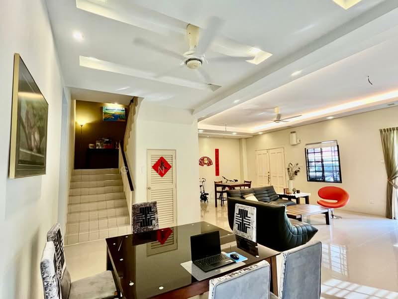 Semi-Detached House for Sale in Bandar Nusaputra (Puchong) - Ginie Gui - Living Room - PropertyGuru.com.my