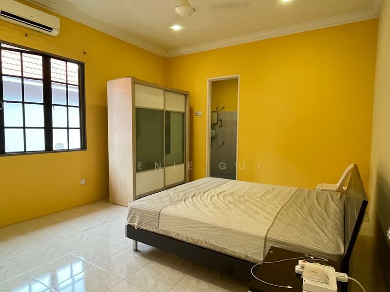 Semi-Detached House for Sale in Bandar Nusaputra (Puchong) - Ginie Gui - Bedroom - PropertyGuru.com.my