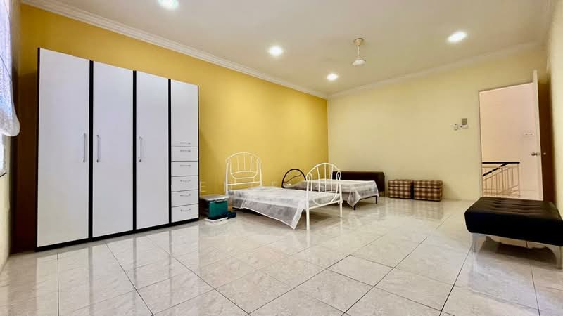 Semi-Detached House for Sale in Bandar Nusaputra (Puchong) - Ginie Gui - Bedroom - PropertyGuru.com.my