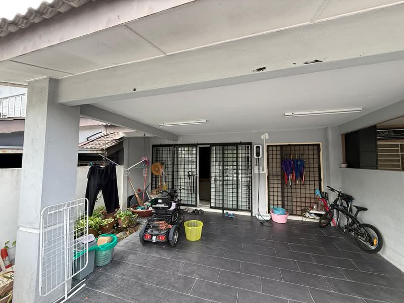 Rumah Teres 2-Tingkat untuk Dijual di Bandar Nusaputra (Puchong) - Ginie Gui - Exterior - PropertyGuru.com.my