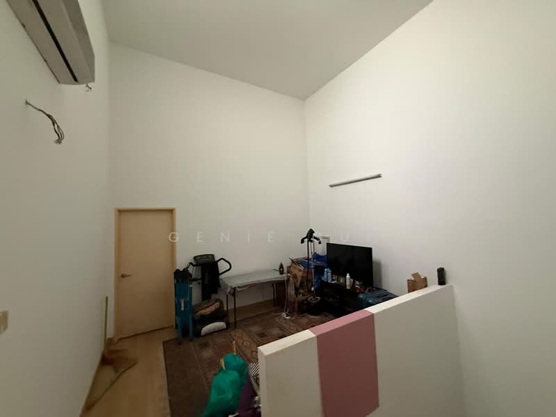 Rumah Teres 2-Tingkat untuk Dijual di Bandar Nusaputra (Puchong) - Ginie Gui - Living Room - PropertyGuru.com.my