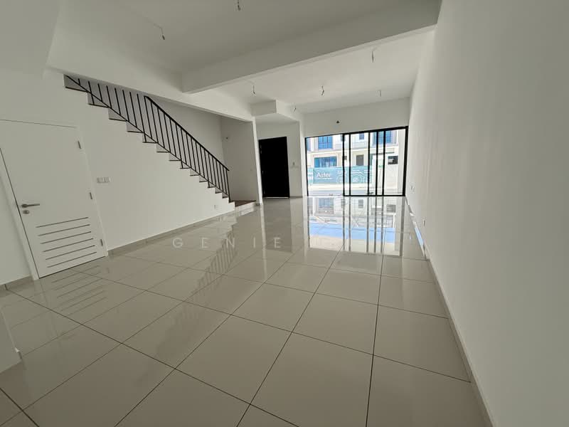 2-storey Terraced House for Sale in 16 Sierra (Puchong) - Ginie Gui - Living Hall - PropertyGuru.com.my