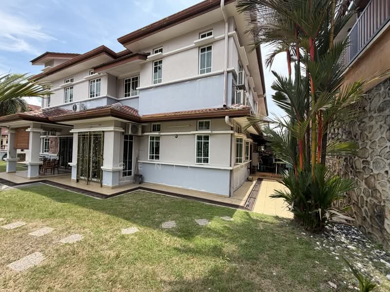 Semi-Detached House for Sale in Seri Kembangan (Selangor) - Ginie Gui - Exterior - PropertyGuru.com.my
