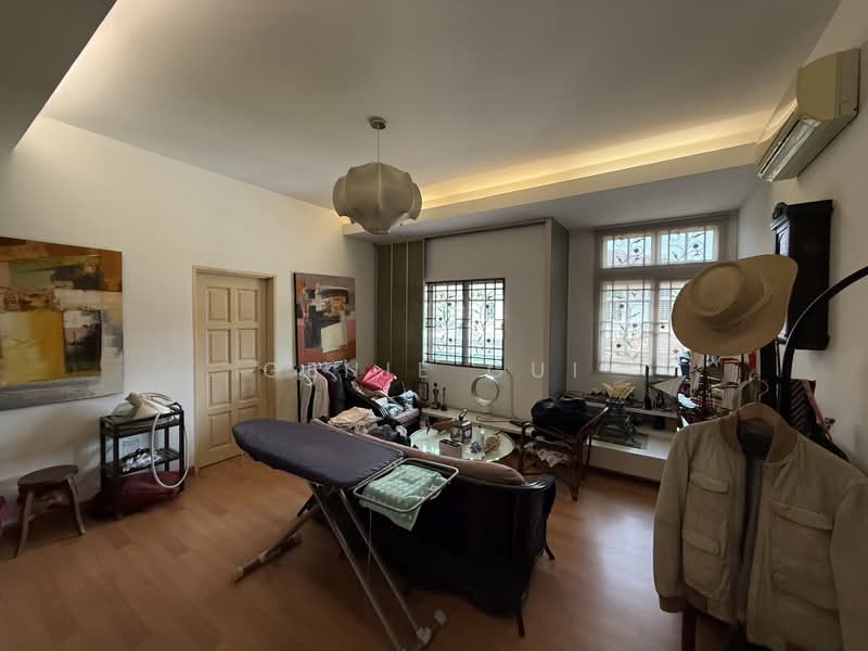 Semi-Detached House for Sale in Seri Kembangan (Selangor) - Ginie Gui - Living Room - PropertyGuru.com.my