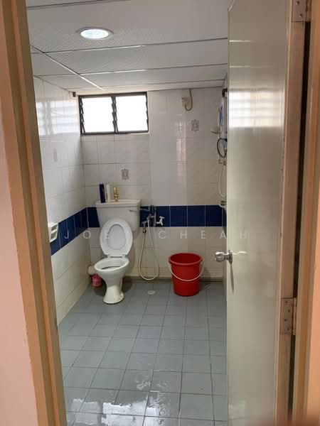 Kondominium untuk Disewa di Sunny Ville Condominium - Joey Cheah - Bathroom - PropertyGuru.com.my
