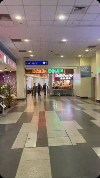 Retail Space untuk Disewa di Kuchai Lama (Kuala Lumpur) - Lee Chin - Corridor - PropertyGuru.com.my
