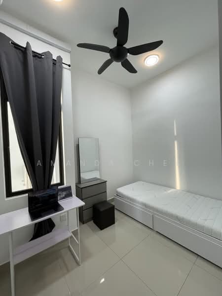 Pangsapuri untuk Dijual di Austin Regency (Pangsapuri Austin Perdana) - Amanda Chee - Bedroom - PropertyGuru.com.my