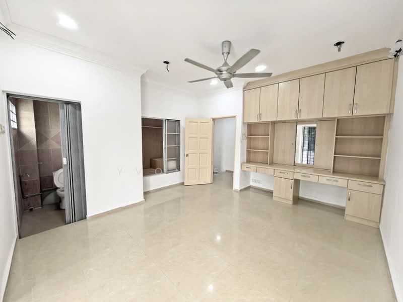 Rumah Teres 2-Tingkat untuk Dijual di Mahkota Cheras (Cheras) - Yvonne Ho - Bedroom - PropertyGuru.com.my