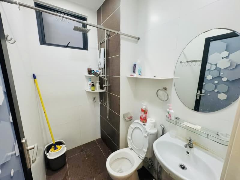 Kondominium untuk Dijual di Skyview Residence - KV LOO - Bathroom - PropertyGuru.com.my
