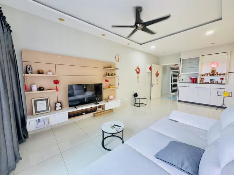 Kondominium untuk Dijual di Skyview Residence - KV LOO - Living Room - PropertyGuru.com.my