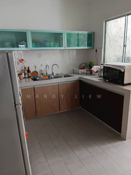 Kediaman Servis untuk Dijual di Fortune Avenue - Mandy Liew - Kitchen - PropertyGuru.com.my