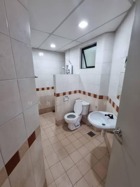 Kediaman Servis untuk Dijual di Fortune Avenue - Mandy Liew - Bathroom - PropertyGuru.com.my